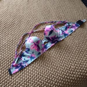 🆕 NWT 🆕 VS push-up